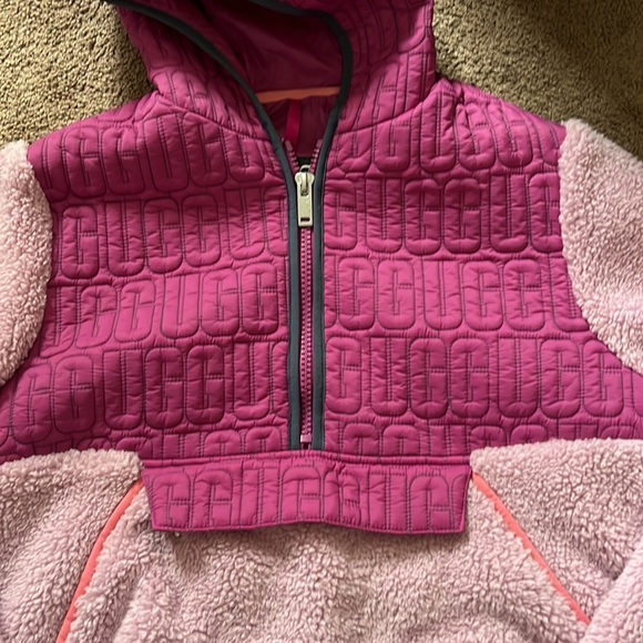 Ugg pullover jacket - Picture 9 of 14